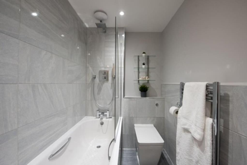 Beautiful, Spacious 1 Bed Flat Brentwood Extérieur photo